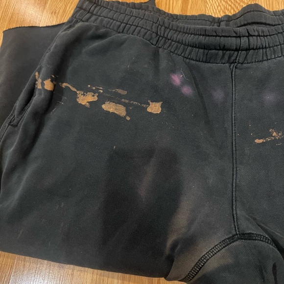 Pair of Nike Sweatpants - Picture 4 of 12